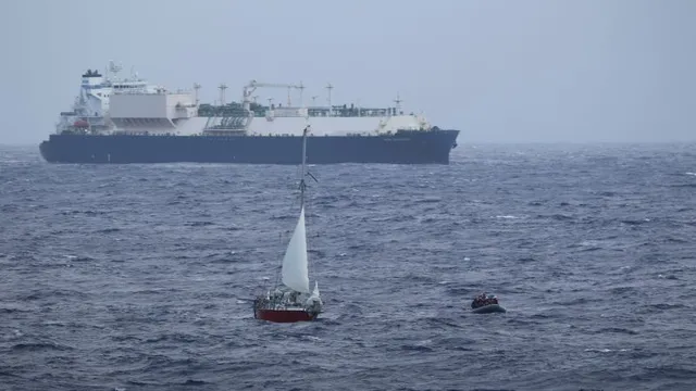 Woman and child rescued from sailboat during Hurricane Gilma near Honolulu