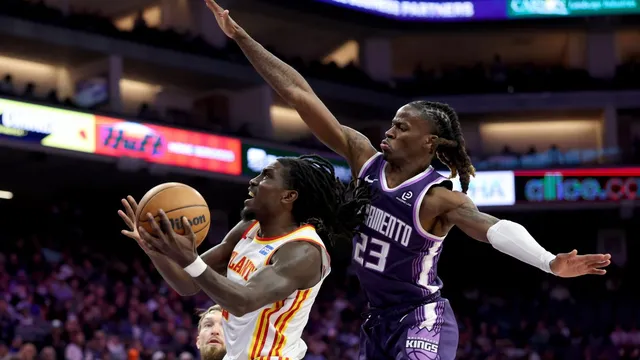 Lakers aggressively pursue key trades to bolster their roster