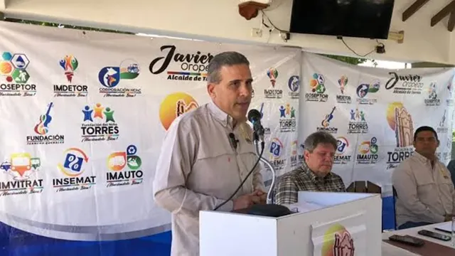 Venezuelan police detain former mayor Javier Oropeza in Barquisimeto as government and opposition begin talks