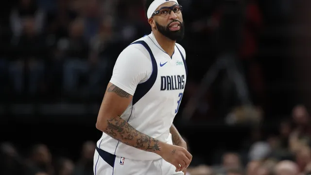 Anthony Davis shows progress in injury recovery timeline