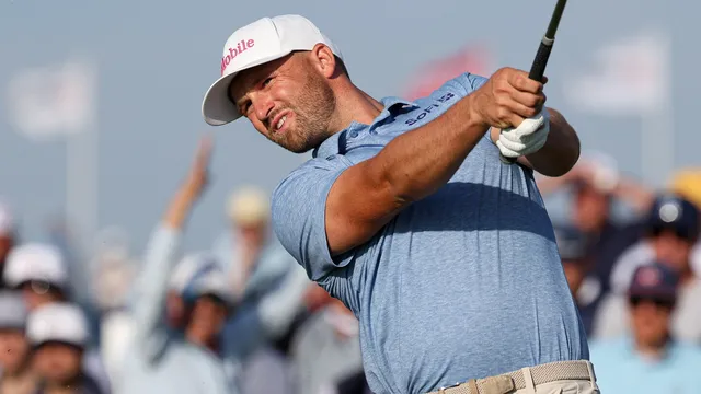 Wyndham Clark dominates first round at U.S. Open with four-shot lead