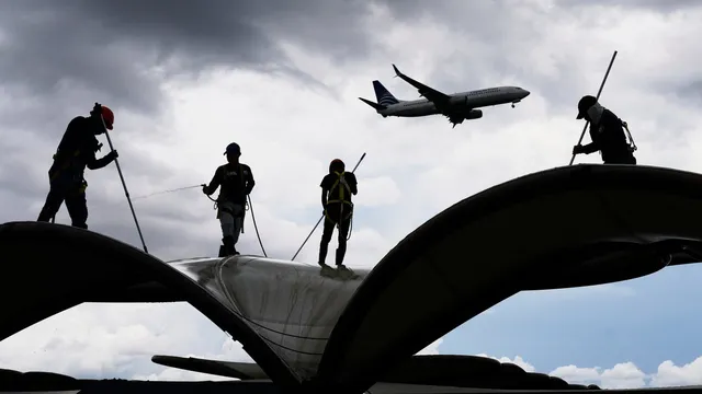 Dallas Pokornik poses as pilot to fraudulently get hundreds of free flights