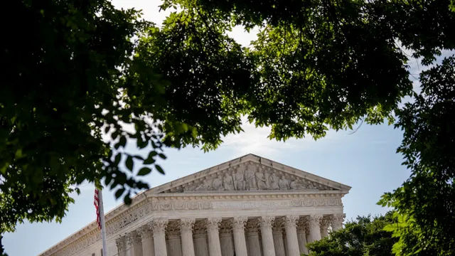 Supreme Court supports FCC fund for nationwide phone and internet access