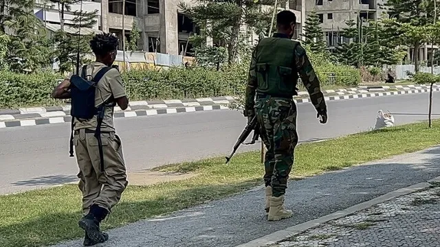 Ethiopian federal army enters Tigray capital Mekele after rebel forces withdraw
