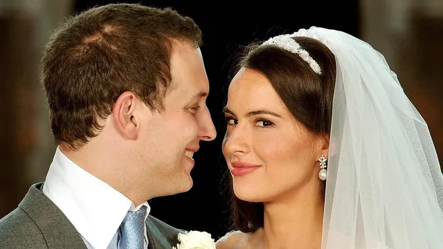 Sophie Winkleman marries Lord Frederick Windsor at Hampton Court Palace