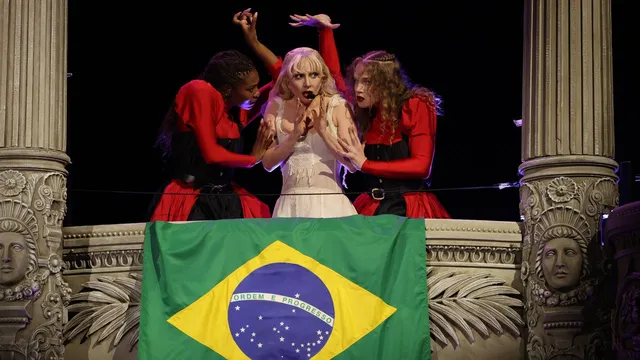 Brazil police thwart bomb plan at Lady Gaga's concert