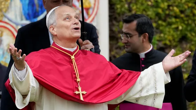 Trump escalates tensions with Cuba by threatening oil supply tariffs