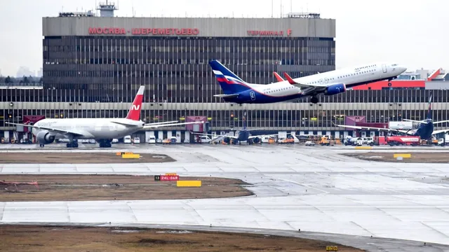 Moscow airports reopen as drone attacks are thwarted