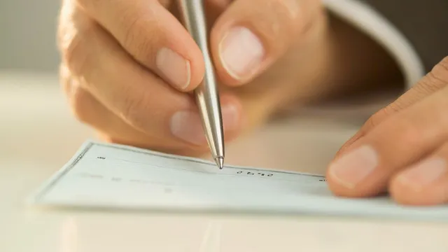 Retailers Say No to Personal Checks
