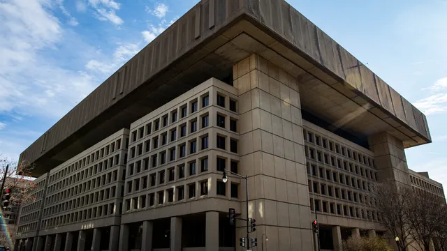 F.B.I. Resumes Flagging Foreign Disinformation to Social Media Giants
