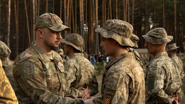 Ukraine's former top general says Russia's war losses are six times higher than Ukraine's