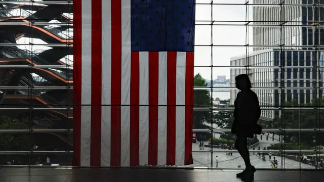 U.S. economy struggles with sluggish growth as inflation persists