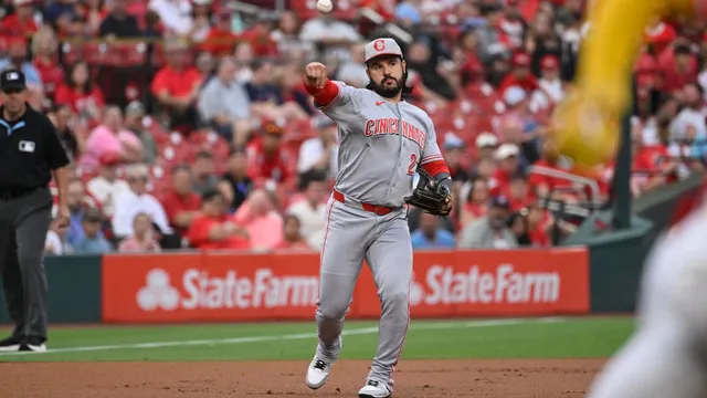 Cincinnati Reds consider trading Eugenio Suarez and Brady Singer