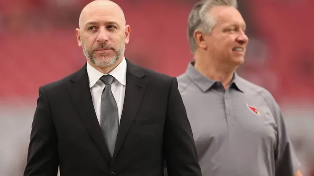 ESPN replaces Chris Fowler with Dave Pasch and Bob Wischusen for NFL games