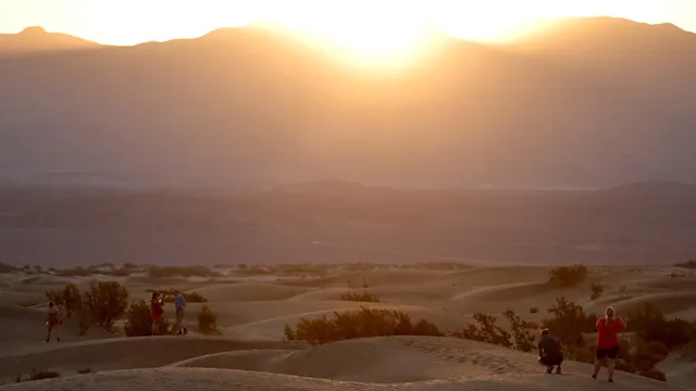 US faces record-breaking heat as temperatures soar in Death Valley