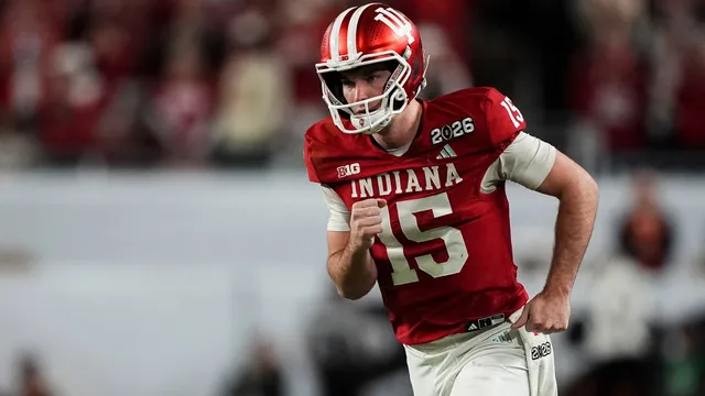 Fernando Mendoza declares for NFL draft, raising hopes for Raiders