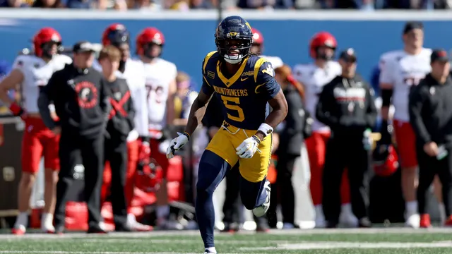 West Virginia Mountaineers football team seeks bowl eligibility with tough remaining schedule