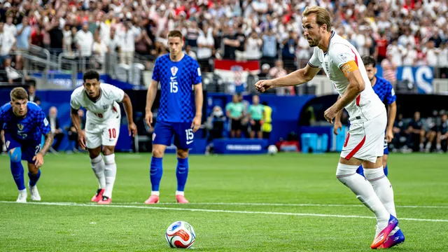 Harry Kane equals England's World Cup goal record with brace against Croatia