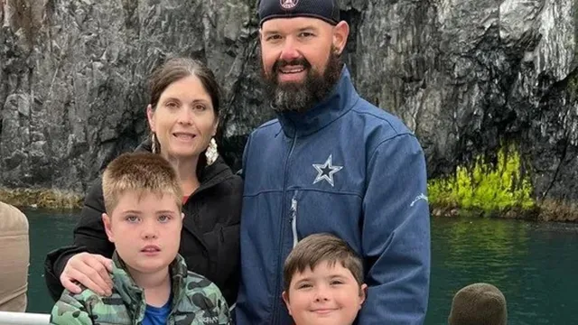 Remains of missing family found in sunken boat in Alaska