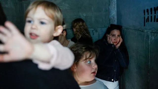 Iran retaliates with missile strikes against Israel amid escalating conflict