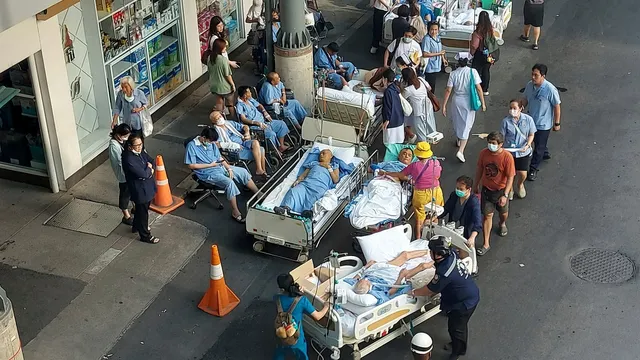Pope Francis shows remarkable recovery from double pneumonia