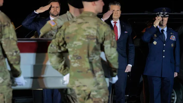 Trump disrespects fallen soldiers by wearing campaign hat at dignified transfer