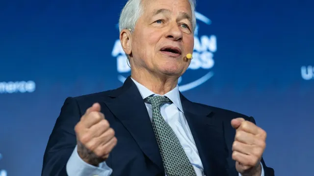 Jamie Dimon stresses the importance of details in successful leadership