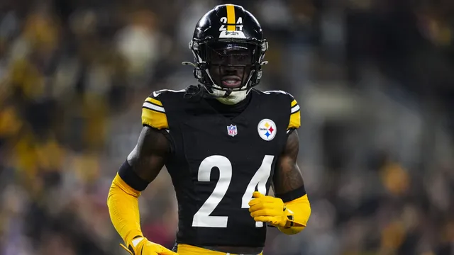 Joey Porter Jr. remains in contract limbo with Steelers ahead of season opener