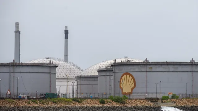Indonesian billionaire acquires Shell’s assets in Singapore