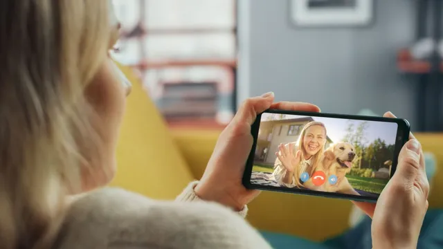 Dogs become anxious hearing owners on FaceTime without physical presence
