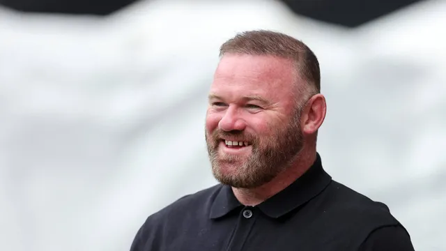 Wayne Rooney's Struggle to Win Over Plymouth Fans