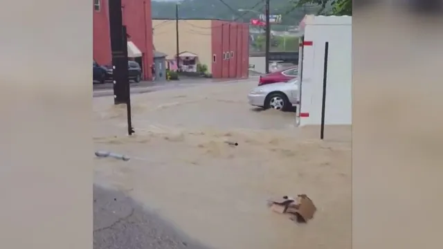 Severe weather causes flash floods in Pittsburgh area