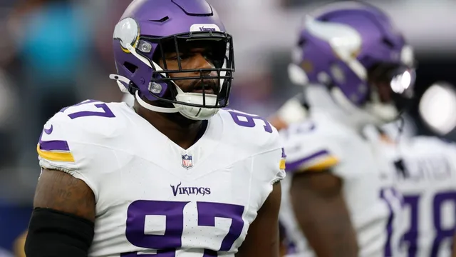 Vikings push to trade Javon Hargrave before deadline
