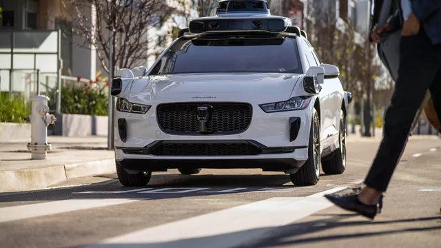 Waymo will expand robotaxi service to three major cities by 2026