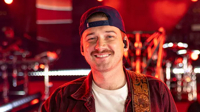 Morgan Wallen Sparks Controversy at Concert with Jersey Choice