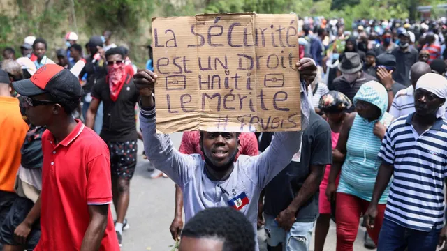 Haitian leader vows to combat gang violence amid protests