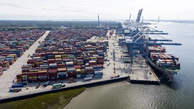 U.S. businesses face rising costs as tariffs take effect