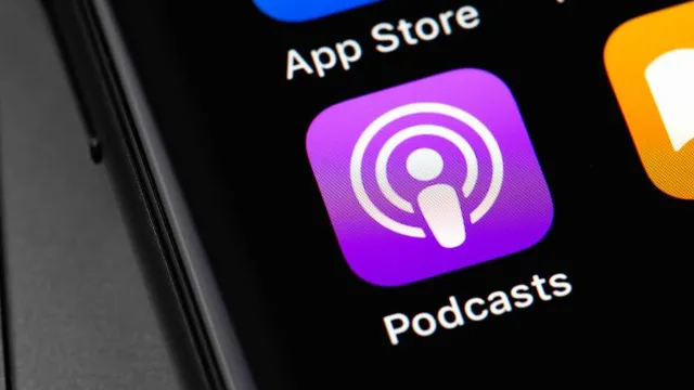 Apple challenges YouTube and Spotify with new video podcast feature