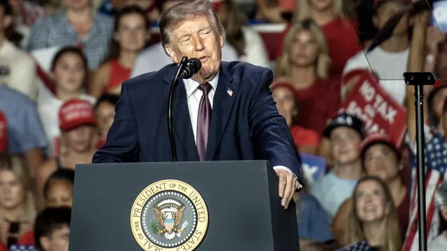 Donald Trump announces $90 payments to over 20 million seniors in the United States for Medicare premiums