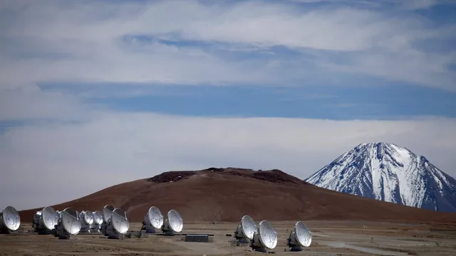 Astronomers warn renewable energy project threatens vital observatory in Chile
