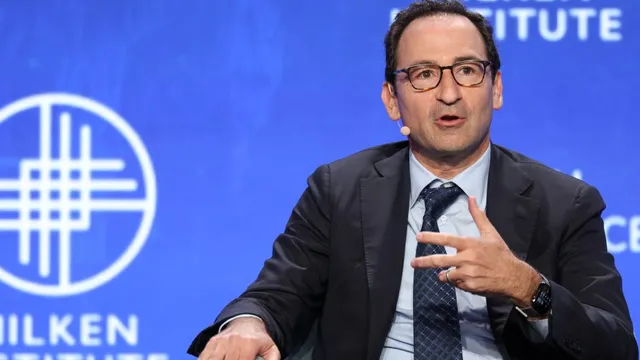 Being nice can lead to promotions, says Blackstone's Jon Gray