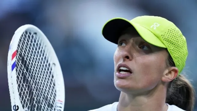 Iga Swiatek faces backlash after hitting ball towards ball boy