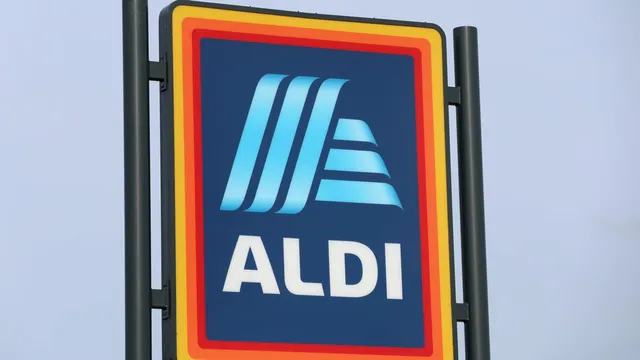 Aldi takes over vacant Whole Foods location in River North