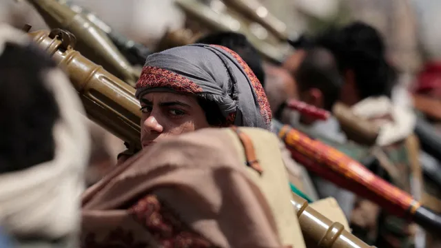 Houthis escalate conflict by attacking Saudi oil facilities