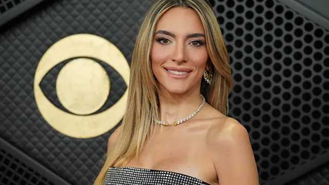 Emily Austin confronts anti-ICE rhetoric at the Grammys