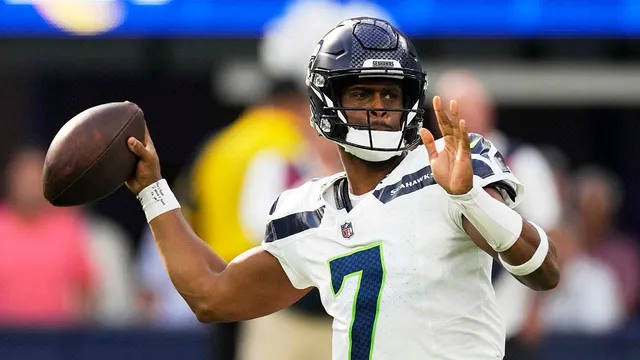 Geno Smith signs $75 million extension with Raiders