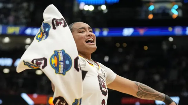 South Carolina Gamecocks reach NCAA title game with triumph over Texas