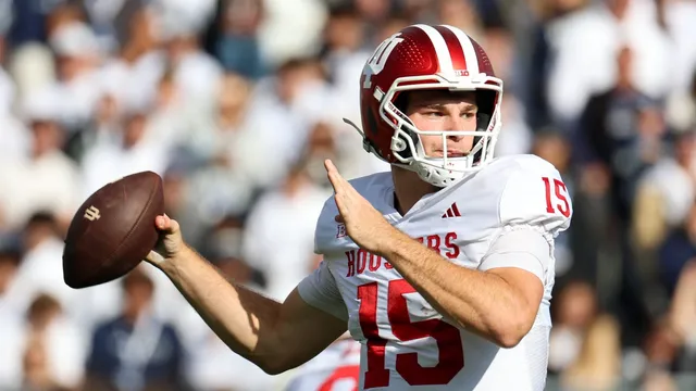 Lane Kiffin leaves LSU bowl game early, sparks social media backlash