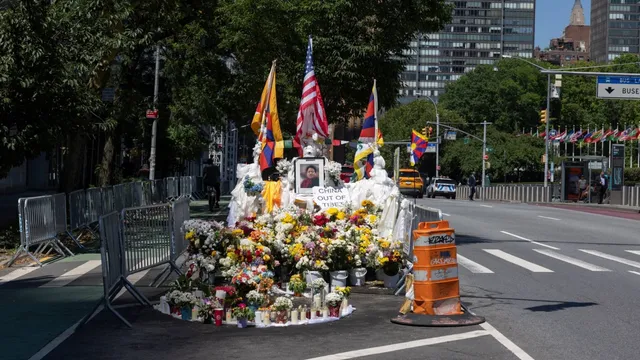 Tibetan activist self-immolates in New York to demand independence