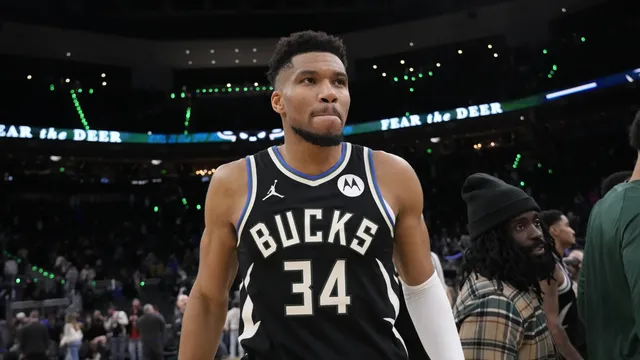 Giannis Antetokounmpo sidelined for weeks amid trade speculation